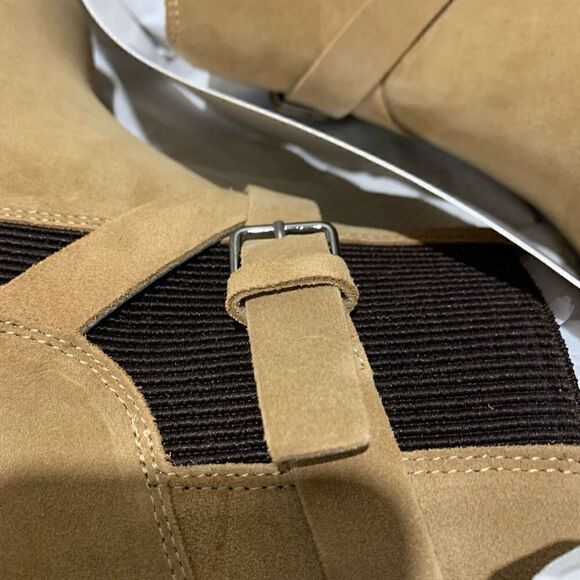 Donald Pliner | Buckled Lug Sole Bootie - Picture 5 of 9